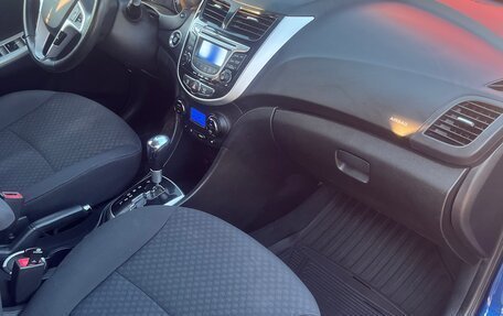 Hyundai Solaris II рестайлинг, 2012 год, 870 000 рублей, 6 фотография