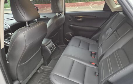 Lexus NX I, 2016 год, 2 200 000 рублей, 8 фотография