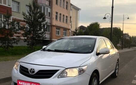 Toyota Corolla, 2011 год, 920 000 рублей, 3 фотография