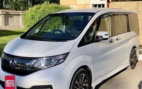 Honda Stepwgn IV, 2016 год, 1 680 000 рублей, 3 фотография