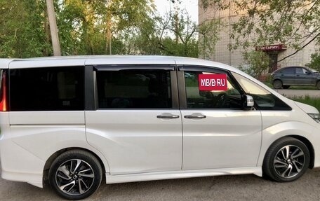 Honda Stepwgn IV, 2016 год, 1 680 000 рублей, 9 фотография