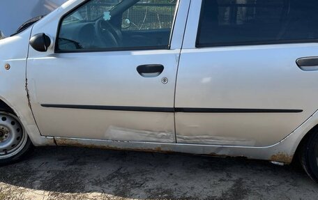 Fiat Punto III Punto Evo рестайлинг, 2001 год, 110 000 рублей, 4 фотография