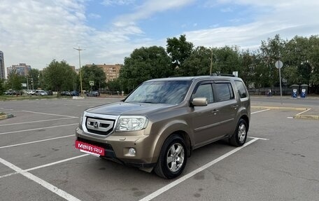 Honda Pilot III рестайлинг, 2008 год, 1 099 000 рублей, 2 фотография