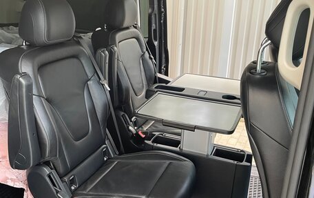 Mercedes-Benz V-Класс, 2018 год, 4 650 000 рублей, 7 фотография