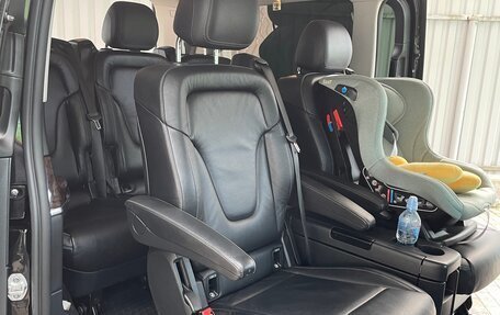 Mercedes-Benz V-Класс, 2018 год, 4 650 000 рублей, 14 фотография