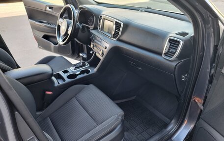 KIA Sportage IV рестайлинг, 2017 год, 1 899 990 рублей, 8 фотография