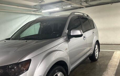 Mitsubishi Outlander III рестайлинг 3, 2008 год, 1 049 000 рублей, 1 фотография