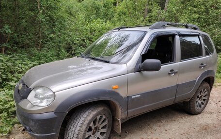 Chevrolet Niva I рестайлинг, 2010 год, 409 000 рублей, 5 фотография