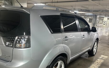 Mitsubishi Outlander III рестайлинг 3, 2008 год, 1 049 000 рублей, 5 фотография
