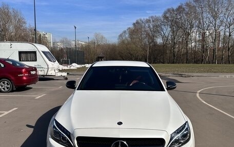 Mercedes-Benz C-Класс, 2017 год, 2 800 000 рублей, 2 фотография