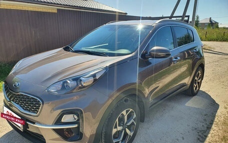 KIA Sportage IV рестайлинг, 2019 год, 2 700 000 рублей, 2 фотография