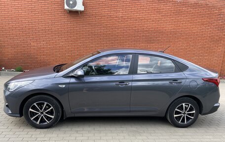 Hyundai Solaris II рестайлинг, 2021 год, 1 700 000 рублей, 5 фотография