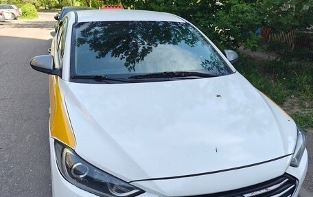 Hyundai Elantra VI рестайлинг, 2017 год, 860 000 рублей, 6 фотография