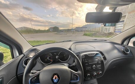 Renault Kaptur I рестайлинг, 2017 год, 1 210 000 рублей, 8 фотография