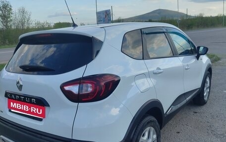 Renault Kaptur I рестайлинг, 2017 год, 1 210 000 рублей, 3 фотография