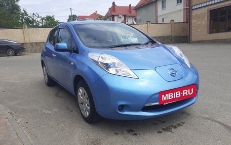 Nissan Leaf I, 2013 год, 998 000 рублей, 11 фотография