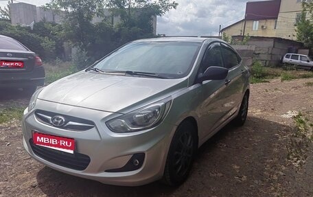 Hyundai Solaris II рестайлинг, 2011 год, 667 500 рублей, 1 фотография