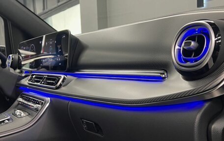 Mercedes-Benz V-Класс, 2024 год, 14 800 000 рублей, 28 фотография