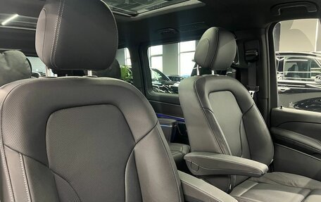 Mercedes-Benz V-Класс, 2024 год, 14 800 000 рублей, 20 фотография