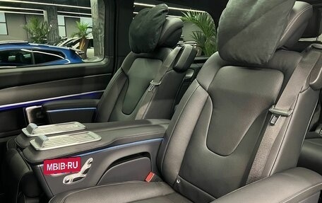 Mercedes-Benz V-Класс, 2024 год, 14 800 000 рублей, 22 фотография