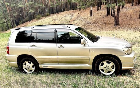 Toyota Kluger I, 2000 год, 1 400 000 рублей, 7 фотография