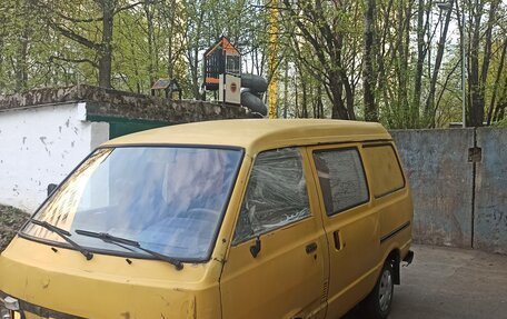 Nissan Vanette II, 1992 год, 200 000 рублей, 2 фотография