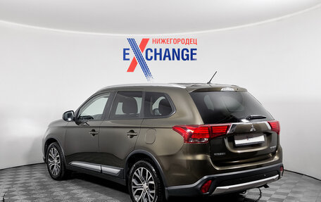 Mitsubishi Outlander III рестайлинг 3, 2015 год, 1 859 000 рублей, 6 фотография