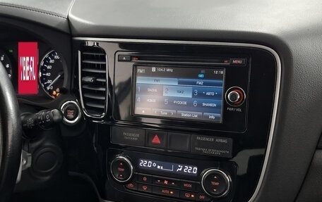 Mitsubishi Outlander III рестайлинг 3, 2015 год, 1 859 000 рублей, 18 фотография