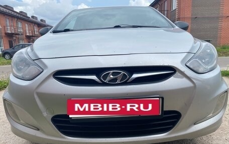 Hyundai Solaris II рестайлинг, 2013 год, 660 000 рублей, 12 фотография