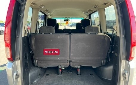 Nissan Serena III, 2008 год, 949 999 рублей, 19 фотография