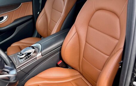 Mercedes-Benz C-Класс, 2019 год, 3 380 000 рублей, 4 фотография