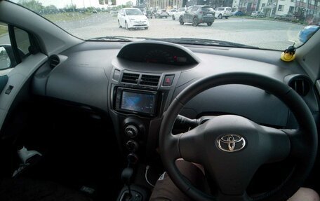 Toyota Vitz, 2005 год, 520 000 рублей, 2 фотография