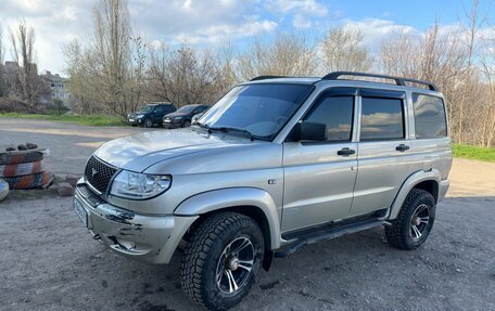ЛуАЗ Patriot, 2010 год, 850 000 рублей, 11 фотография