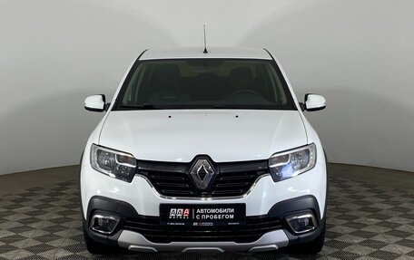 Renault Logan II, 2019 год, 799 000 рублей, 2 фотография