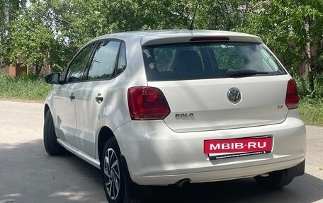 Volkswagen Polo VI (EU Market), 2010 год, 810 000 рублей, 2 фотография