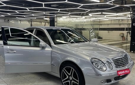 Mercedes-Benz E-Класс, 2002 год, 950 000 рублей, 2 фотография