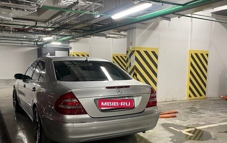 Mercedes-Benz E-Класс, 2002 год, 950 000 рублей, 9 фотография