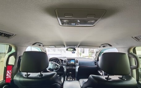 Toyota Land Cruiser 200, 2012 год, 3 900 000 рублей, 21 фотография