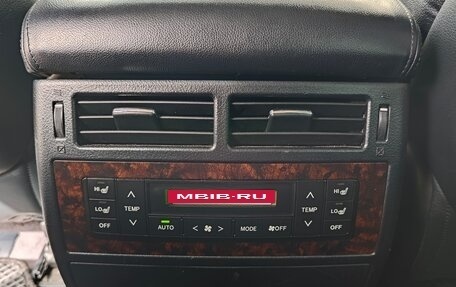 Toyota Land Cruiser 200, 2012 год, 3 900 000 рублей, 20 фотография