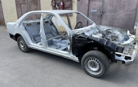 Mercedes-Benz E-Класс, 1997 год, 970 000 рублей, 3 фотография