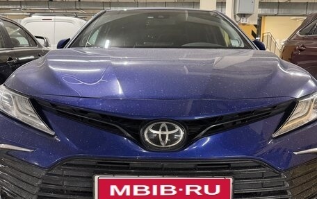 Toyota Camry, 2021 год, 3 350 000 рублей, 1 фотография