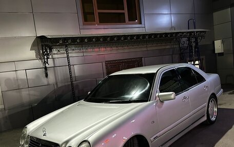 Mercedes-Benz E-Класс, 1997 год, 970 000 рублей, 20 фотография