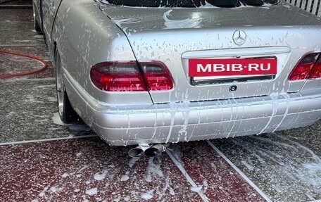 Mercedes-Benz E-Класс, 1997 год, 970 000 рублей, 40 фотография