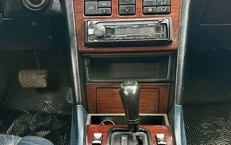 Mercedes-Benz C-Класс, 1995 год, 300 000 рублей, 8 фотография
