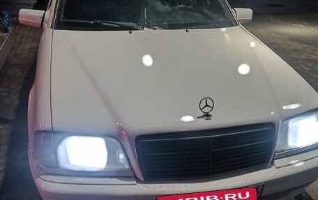 Mercedes-Benz C-Класс, 1995 год, 300 000 рублей, 9 фотография