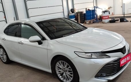 Toyota Camry, 2019 год, 3 350 000 рублей, 28 фотография