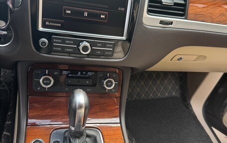 Volkswagen Touareg III, 2010 год, 1 750 000 рублей, 6 фотография