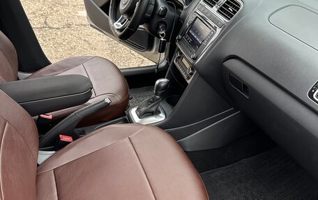 Volkswagen Polo VI (EU Market), 2018 год, 1 650 000 рублей, 18 фотография