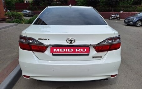 Toyota Camry, 2017 год, 2 200 000 рублей, 6 фотография