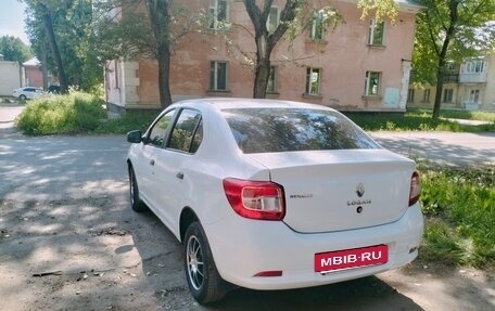 Renault Logan II, 2017 год, 650 000 рублей, 15 фотография